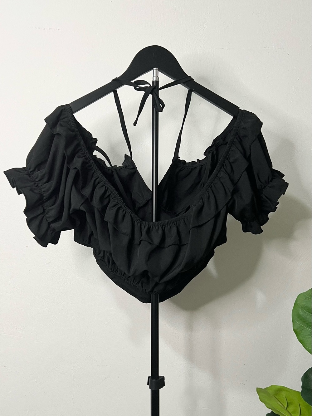 Black Ruffled Off-Shoulder Crop Top - Picture 3 of 4